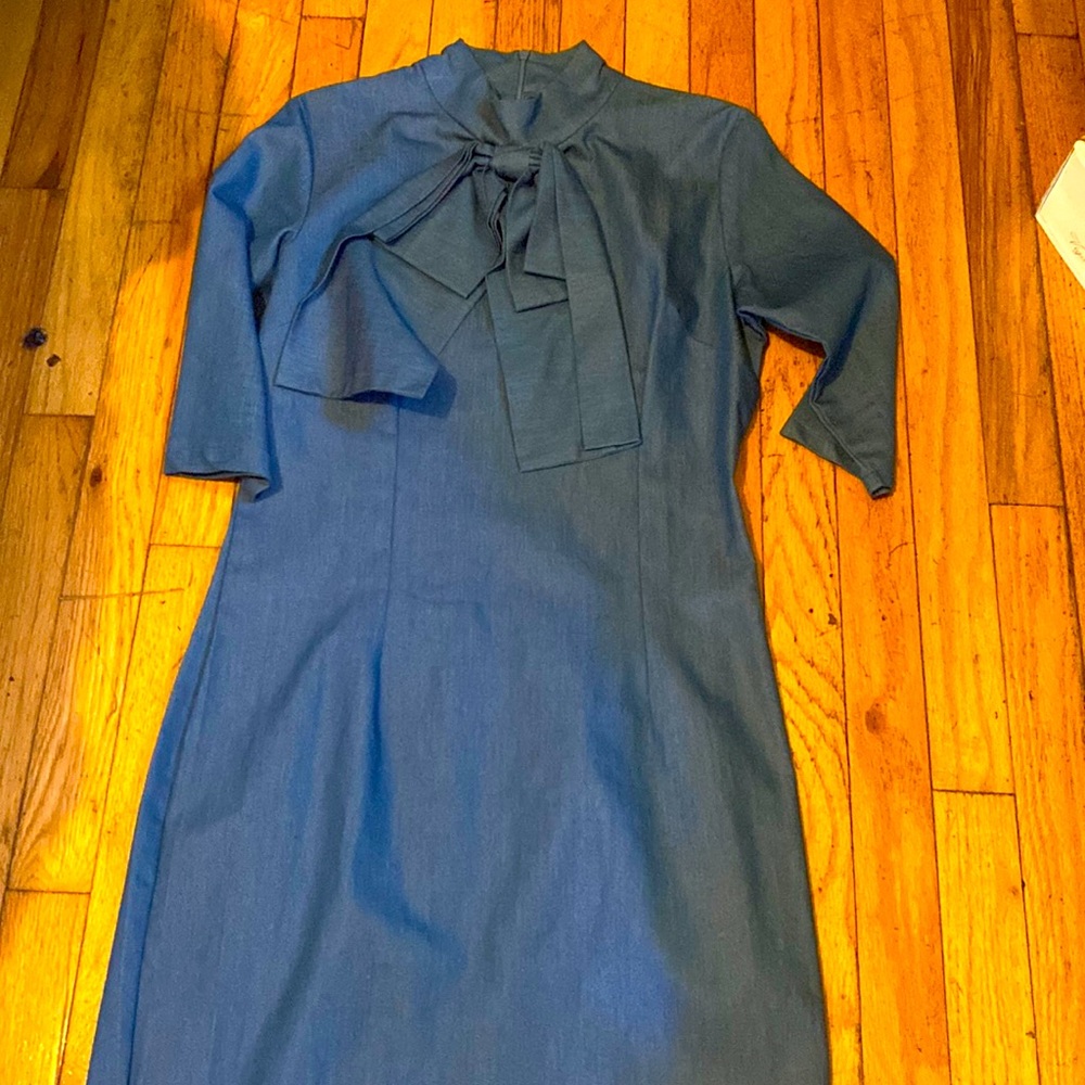 Denim neck bow tie dress
